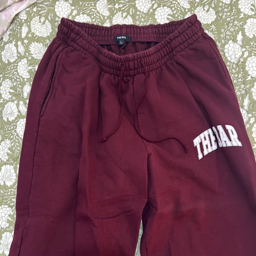 The Bar sweatpants maroon